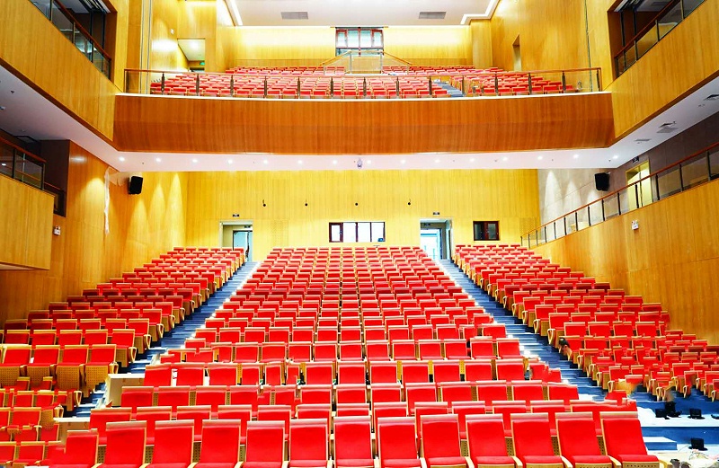 舞台草莓视频污版在线观看设备的调试方法及技巧