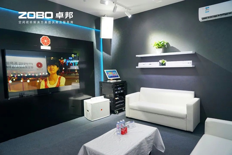 11人潮涌动，新品闪耀!ZOBO草莓视频软件免费下载广州展首日引爆行业焦点
