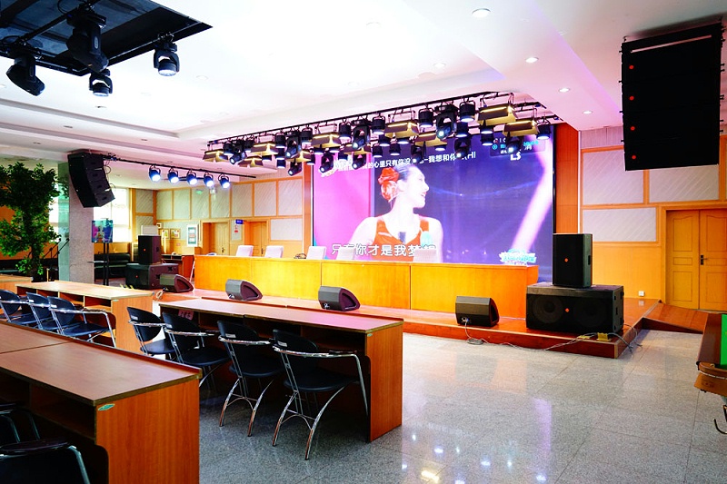 舞台草莓视频污版在线观看设备的常见问题及调试技术